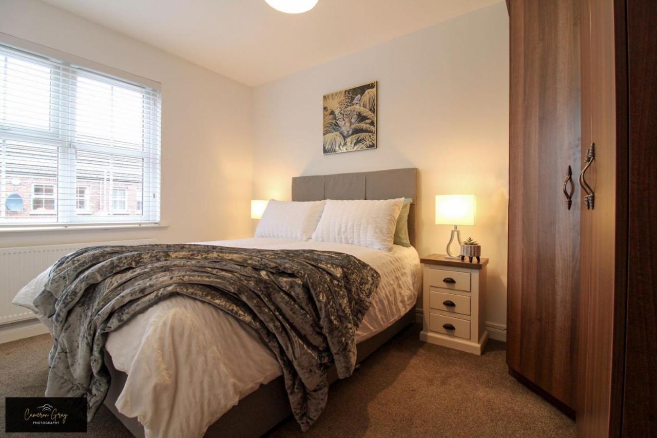 Nice 2 Bed House, Office, Wi-Fi, Free Parking Belfast Exterior foto